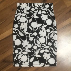 NWT - Fullerton Pencil Skirt - XS